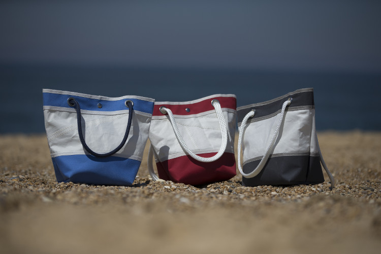 Trois sacs de plage créés par Oèst