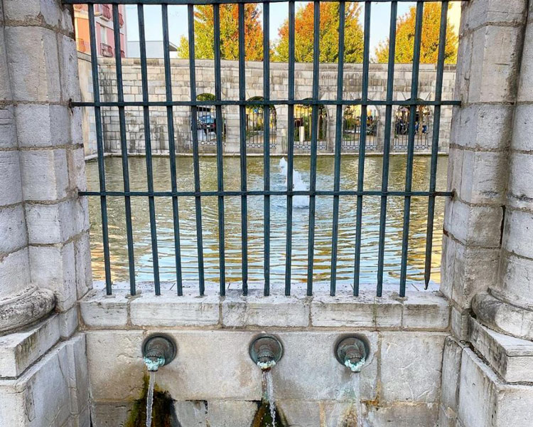 Fontaine Chaude de la Nèhe à Dax