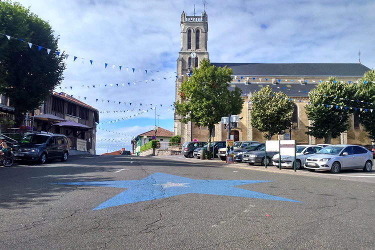 Centre ville - bourg Léon