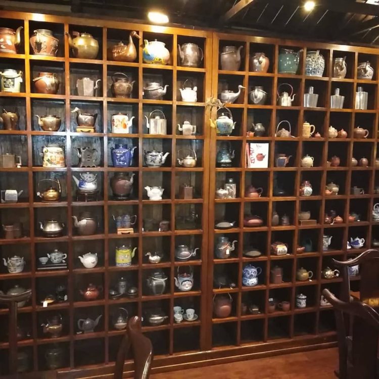 Magnifique collection de théières de Chine