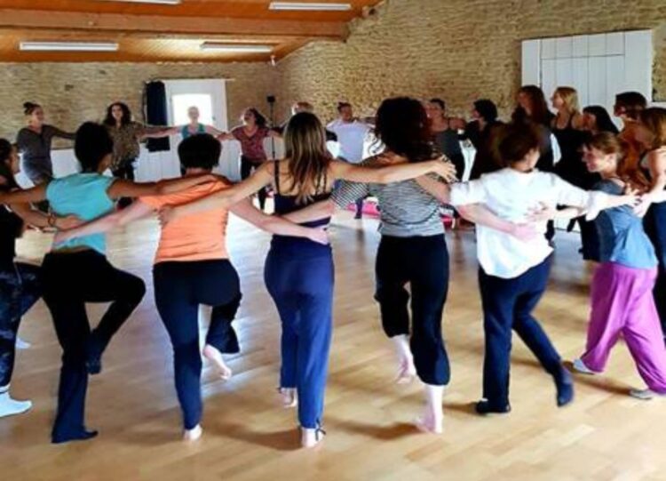 lydia-bossu-danse-therapie