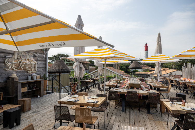 Rooftop du restaurant Roc Seven au Cap Ferret